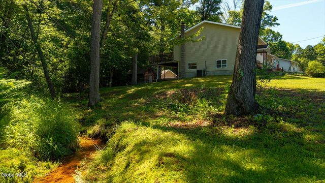 11 Greybirch Trail, Ballston Spa, NY 12020