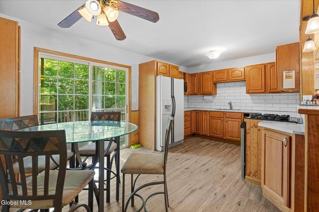 11 Greybirch Trail, Ballston Spa, NY 12020