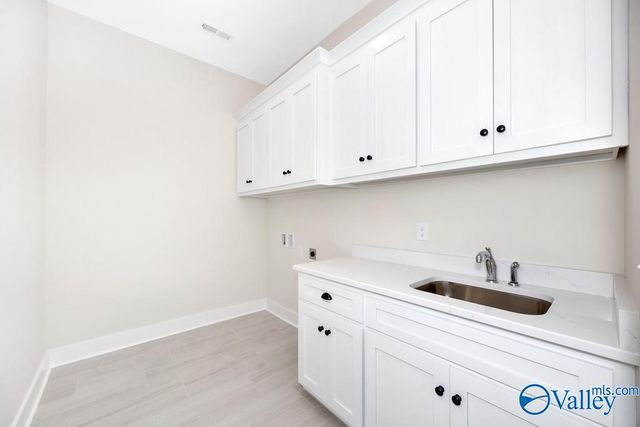 6423 Lenox Hill Way, Huntsville, AL 35806