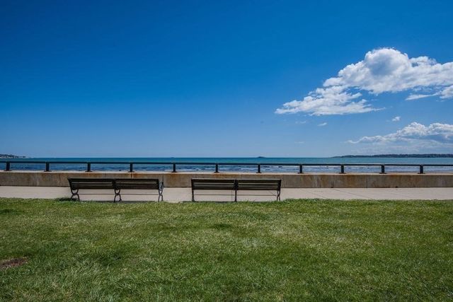 300 Lynn Shore Dr 903, Lynn, MA 01902