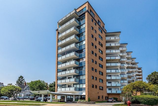300 Lynn Shore Dr 903, Lynn, MA 01902