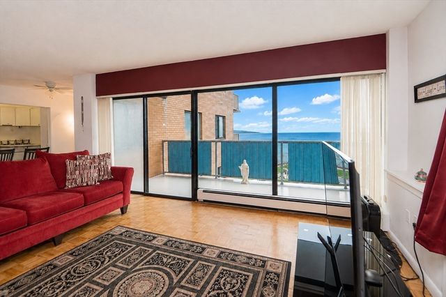 300 Lynn Shore Dr 903, Lynn, MA 01902