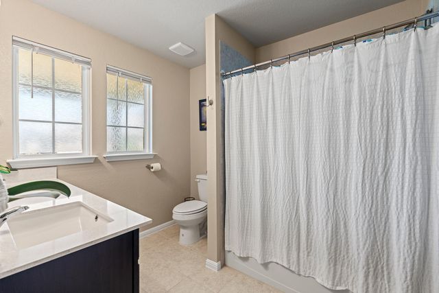 212 Timber Brook DR, Hutto, TX 78634