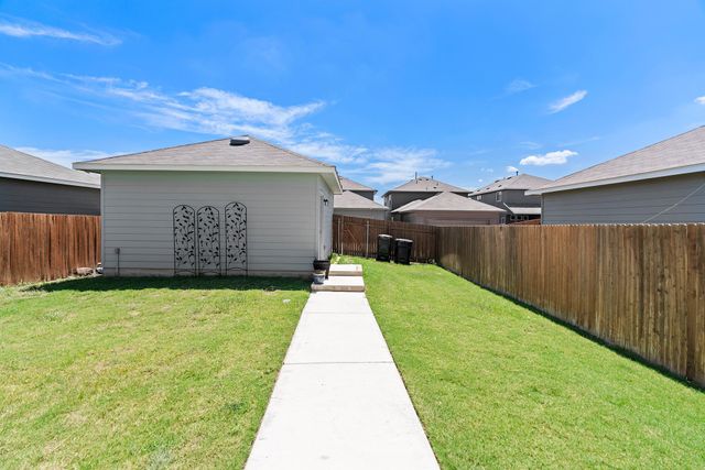 212 Timber Brook DR, Hutto, TX 78634