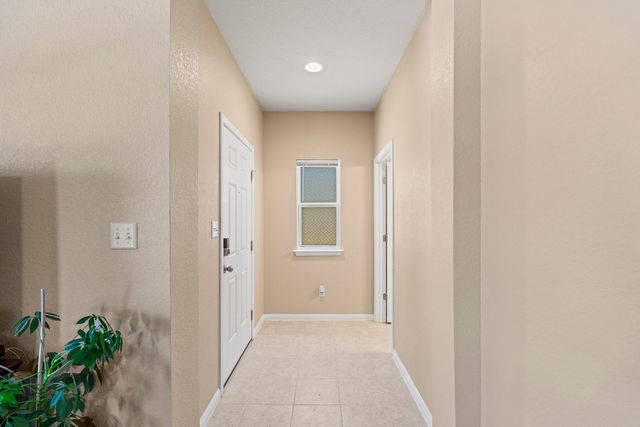 212 Timber Brook DR, Hutto, TX 78634
