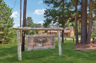 129 Country Air DR, Bastrop, TX 78602