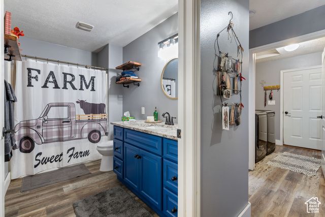 3712 N 250 E, Enoch, UT 84721