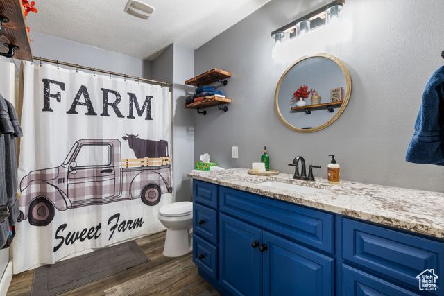 3712 N 250 E, Enoch, UT 84721