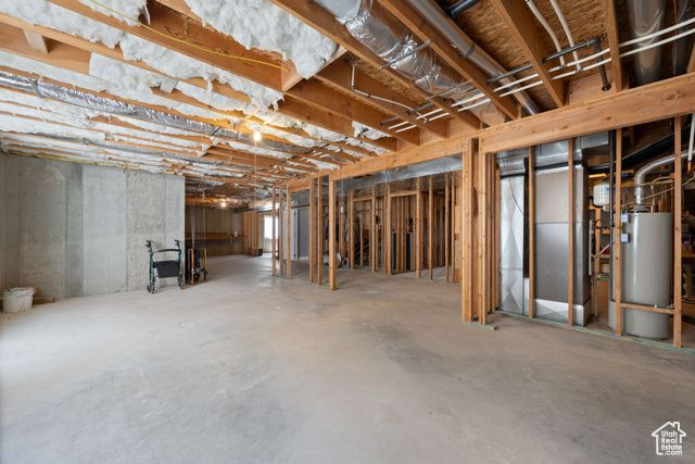 3712 N 250 E, Enoch, UT 84721