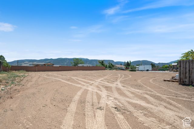 3712 N 250 E, Enoch, UT 84721