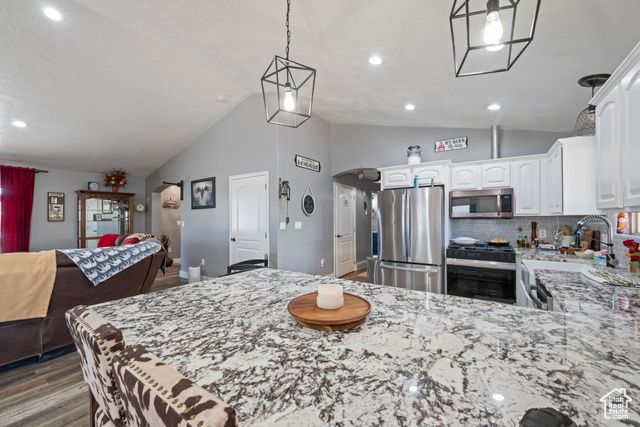 3712 N 250 E, Enoch, UT 84721