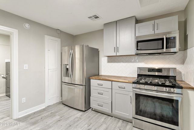 1716 W HADLEY Street, Phoenix, AZ 85007