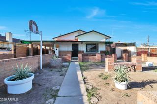 1716 W HADLEY Street, Phoenix, AZ 85007