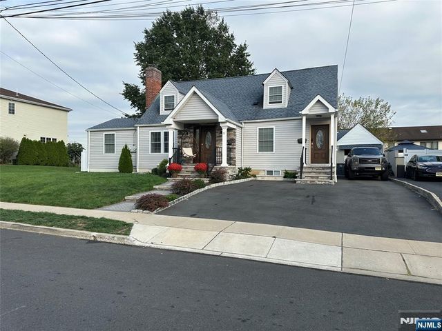 32 6th, Wood Ridge, NJ 07075