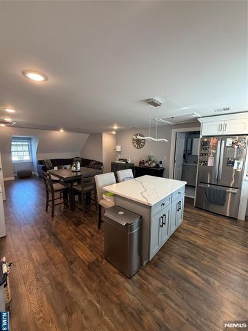 32 6th, Wood Ridge, NJ 07075