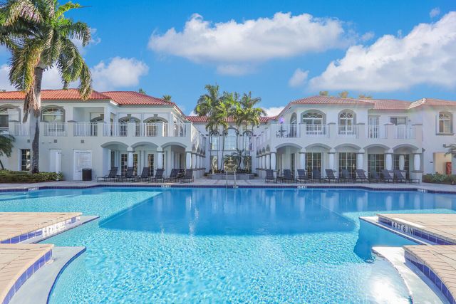 11035 Legacy Boulevard 204, Palm Beach Gardens, FL 33410
