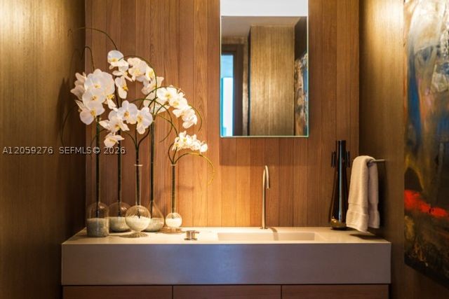 2901 Collins Ave 1602, Miami Beach, FL 33140