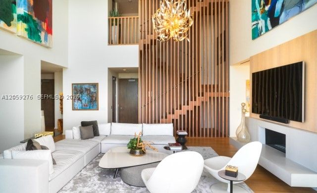 2901 Collins Ave 1602, Miami Beach, FL 33140
