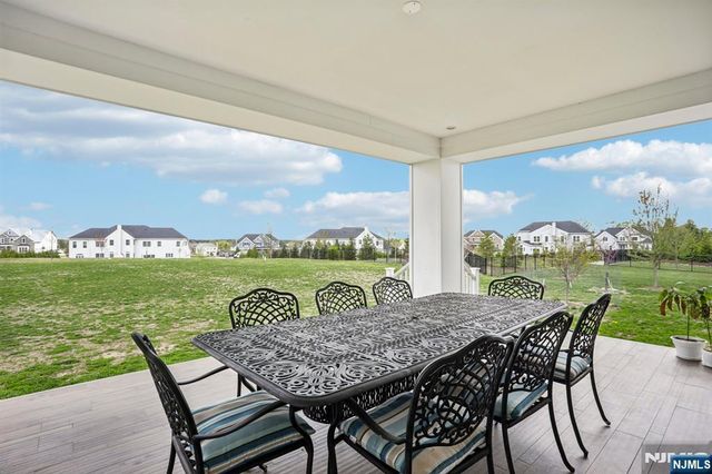 281 Crescent Avenue, Mahwah, NJ 07430