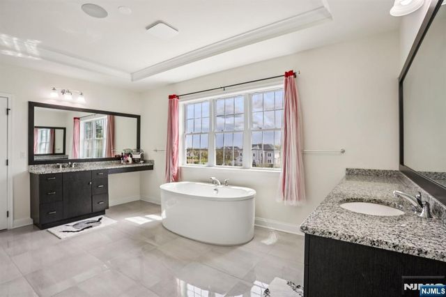 281 Crescent Avenue, Mahwah, NJ 07430