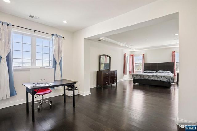 281 Crescent Avenue, Mahwah, NJ 07430