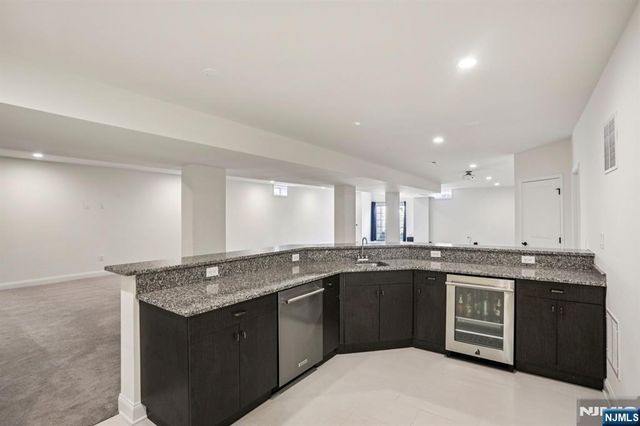 281 Crescent Avenue, Mahwah, NJ 07430