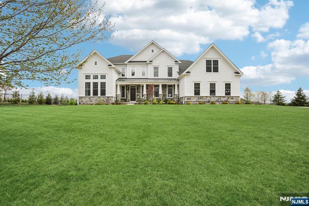 281 Crescent Avenue, Mahwah, NJ 07430