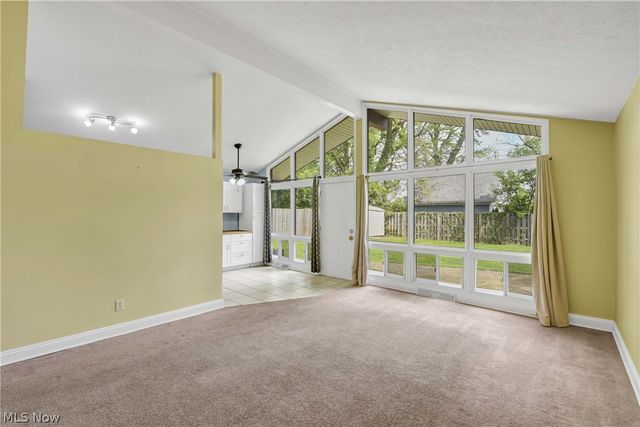 490 Abbyshire Drive, Berea, OH 44017