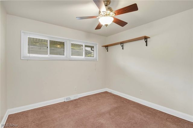 490 Abbyshire Drive, Berea, OH 44017