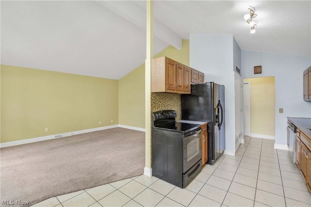 490 Abbyshire Drive, Berea, OH 44017