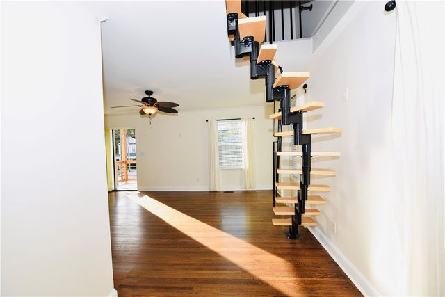 213 Calhoun Street, Greenville, SC 29601