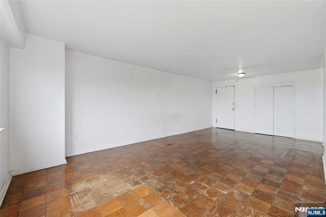 275 Prospect Street 14B, East Orange, NJ 07017
