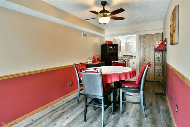 3394 Ivy Hill Circle E, Cortland, OH 44410