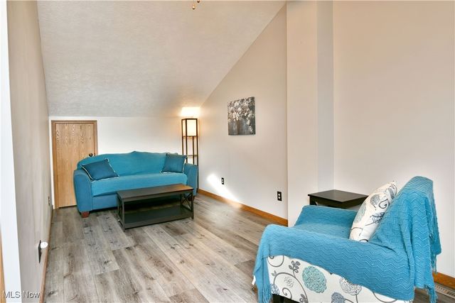 3394 Ivy Hill Circle E, Cortland, OH 44410