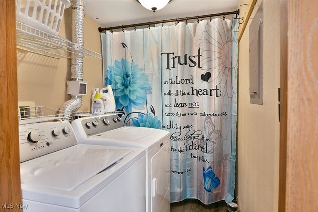 3394 Ivy Hill Circle E, Cortland, OH 44410