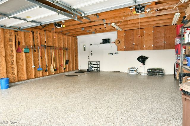 3394 Ivy Hill Circle E, Cortland, OH 44410