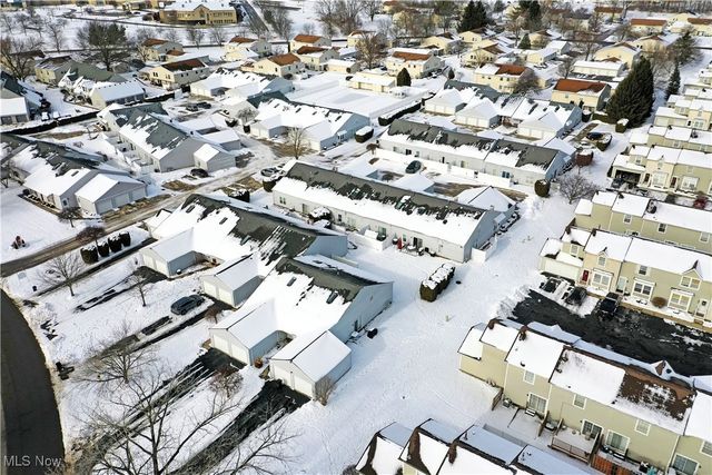 3394 Ivy Hill Circle E, Cortland, OH 44410