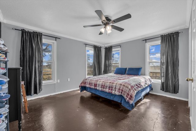 7633 S 3rd St Road, Waco, TX 76706