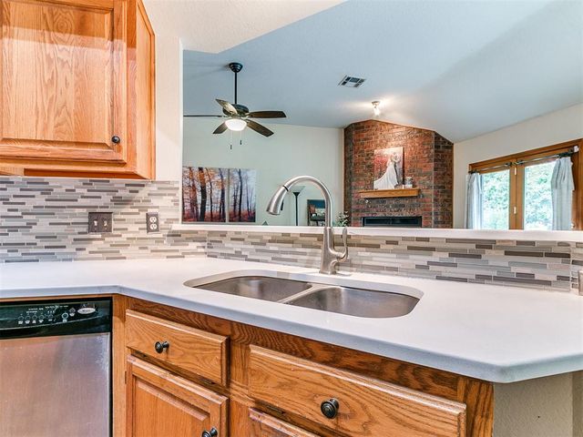 7117 NW 102nd Street, Oklahoma City, OK 73162