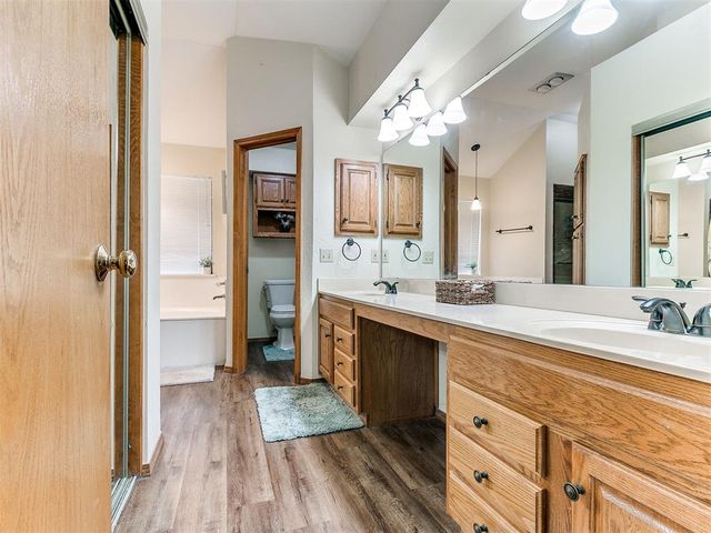 7117 NW 102nd Street, Oklahoma City, OK 73162