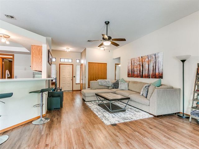 7117 NW 102nd Street, Oklahoma City, OK 73162
