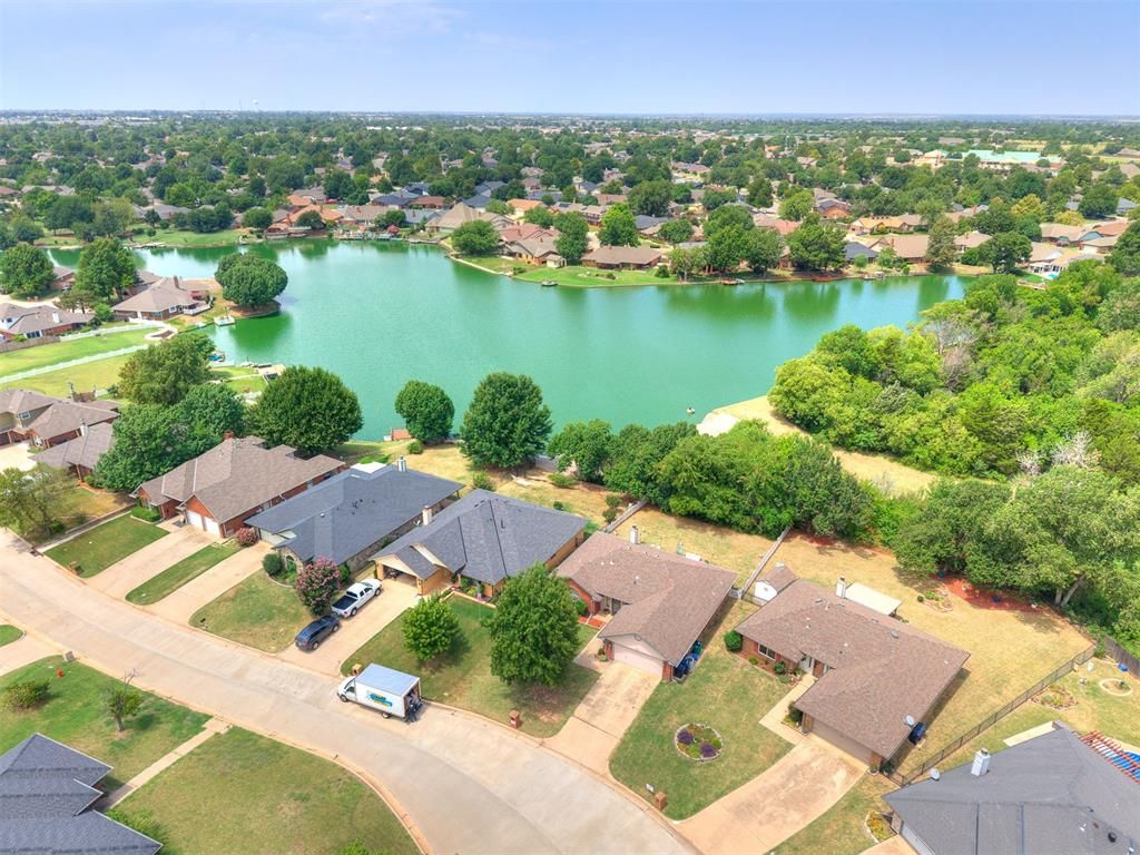7117 NW 102nd Street, Oklahoma City, OK 73162