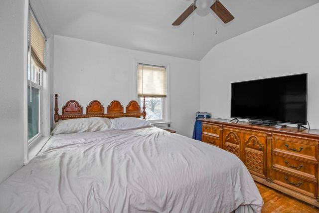 6548 Mccook Avenue, Hammond, IN 46323