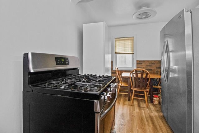 6548 Mccook Avenue, Hammond, IN 46323