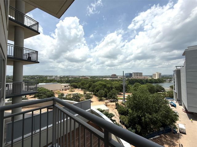 603 Davis ST 814, Austin, TX 78701