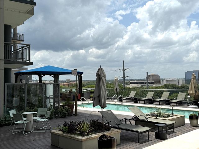 603 Davis ST 814, Austin, TX 78701