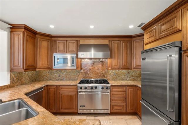 438 Dahlia, Corona Del Mar, CA 92625