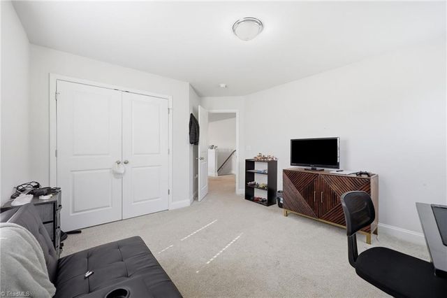 5732 Glad Acres Road, Winston-salem, NC 27040