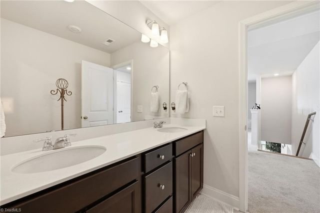 5732 Glad Acres Road, Winston-salem, NC 27040