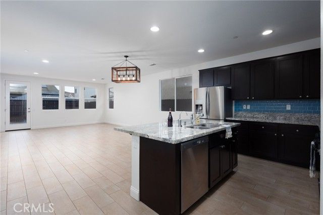 1931 S Wilma, Santa Maria, CA 93458